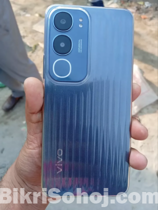 Vivo y19s